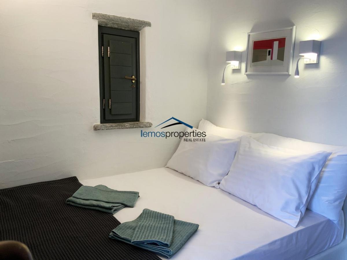 Ioulis Aqua Blue, Only 100 Meters From The Beach Of Gialiskari מראה חיצוני תמונה