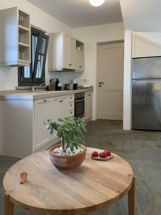 Ioulis Aqua Blue, Only 100 Meters From The Beach Of Gialiskari מראה חיצוני תמונה