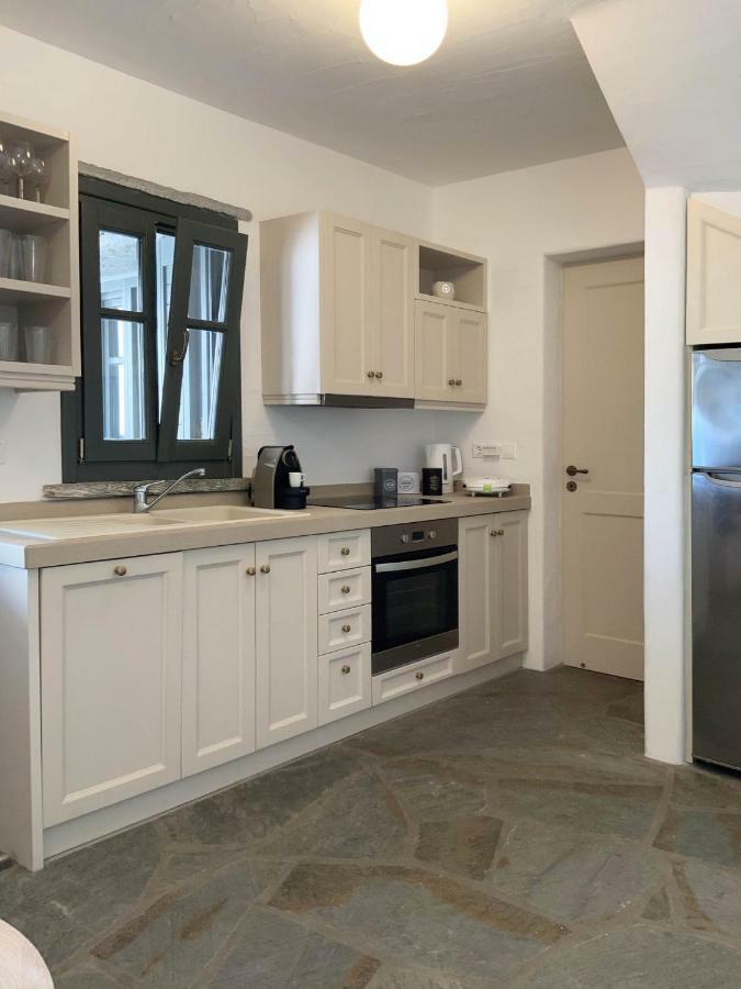 Ioulis Aqua Blue, Only 100 Meters From The Beach Of Gialiskari מראה חיצוני תמונה