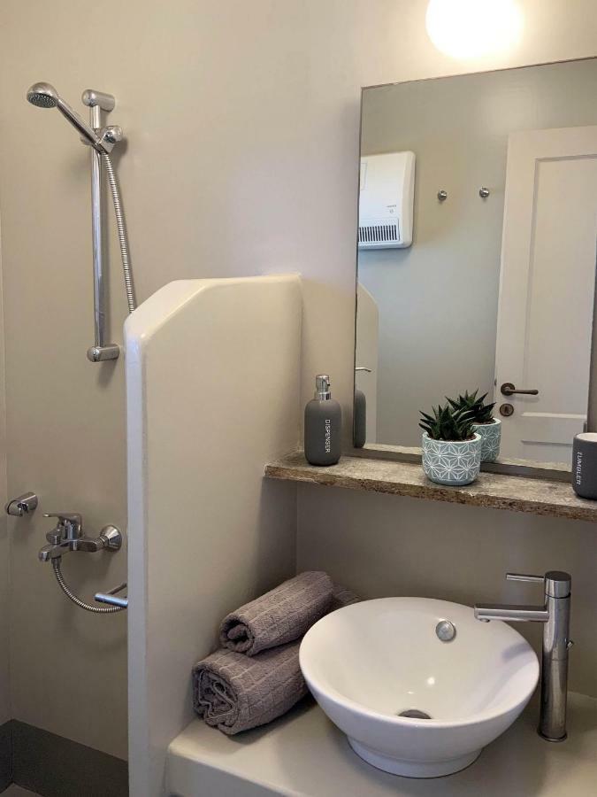 Ioulis Aqua Blue, Only 100 Meters From The Beach Of Gialiskari מראה חיצוני תמונה